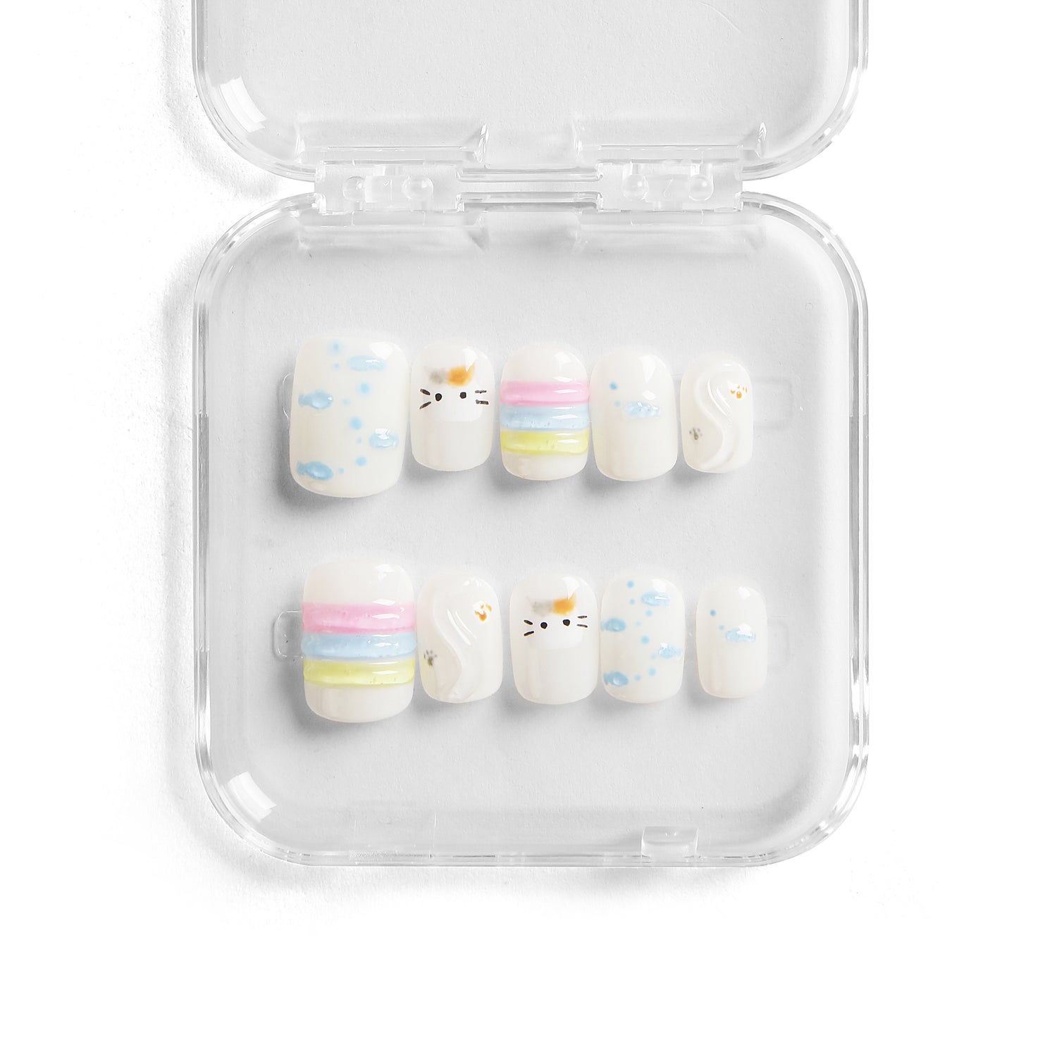 Cat and Little Fishes